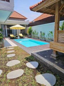 villa available in April